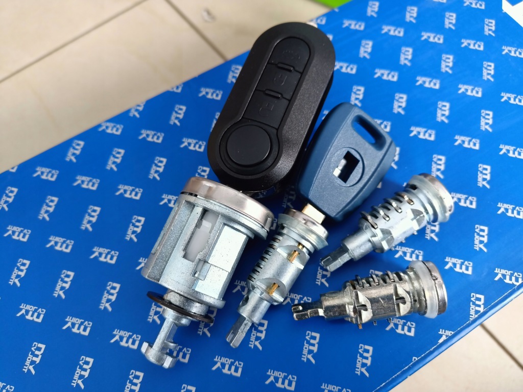 4 вкладыши замки дверь замок зажигания fiat ducato 2006- с Разборки