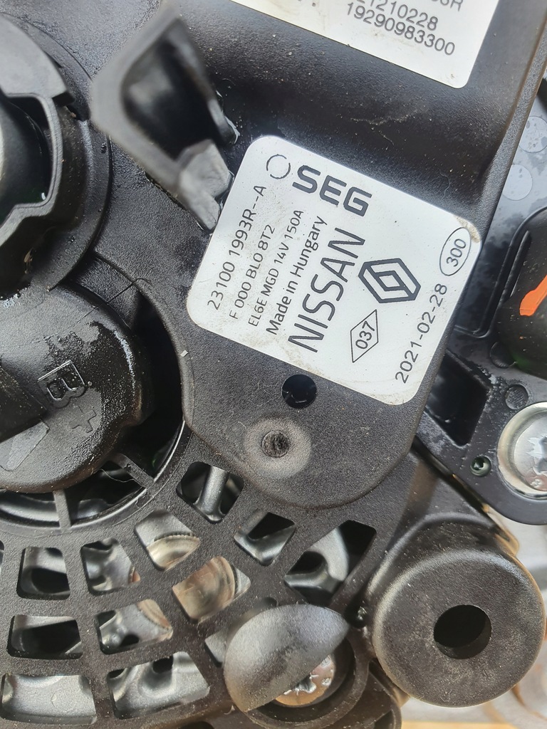 фото №3, Генератор 231001993r renault 150a