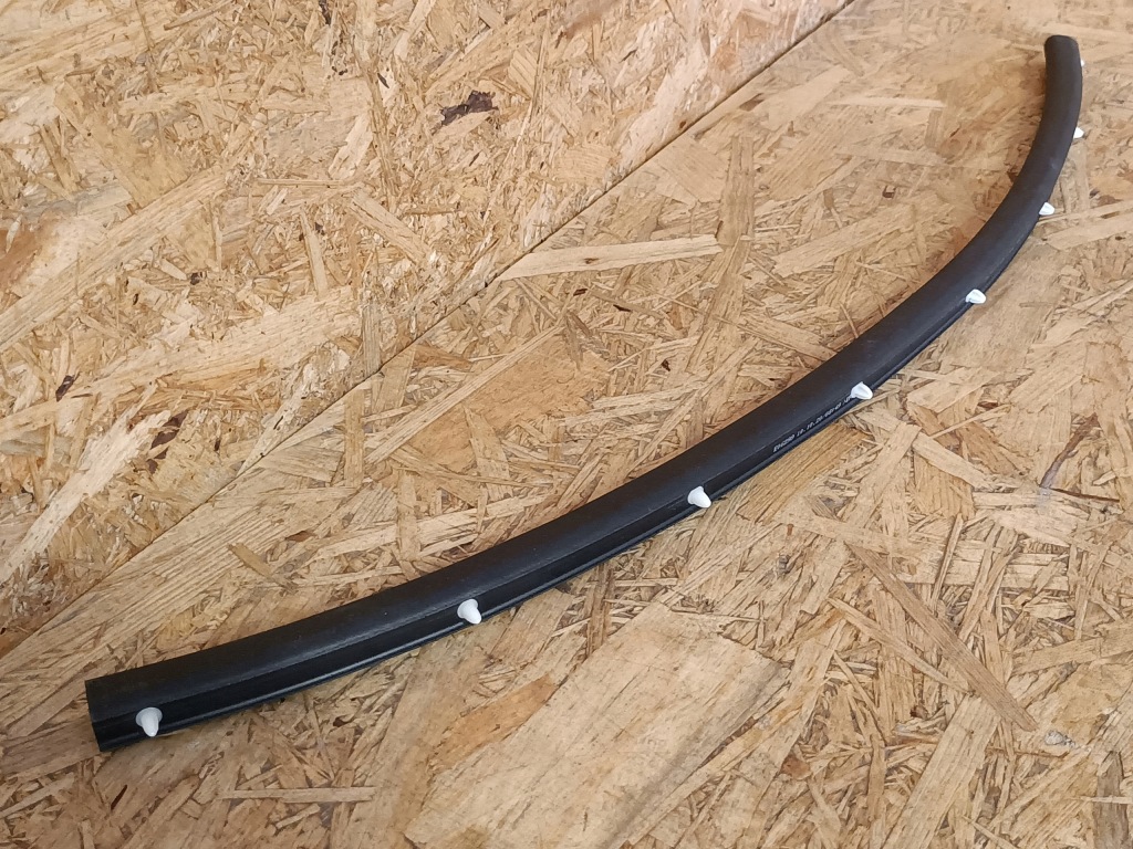 фото №8, Citroen c3 iii 16- прокладка дверь правый перед