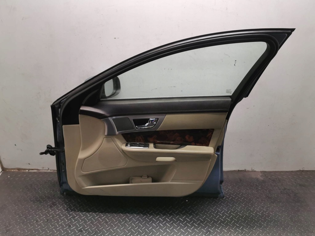 фото №7, Двері правий перед jaguar xf 08-13 код лакофарбового покриття jke