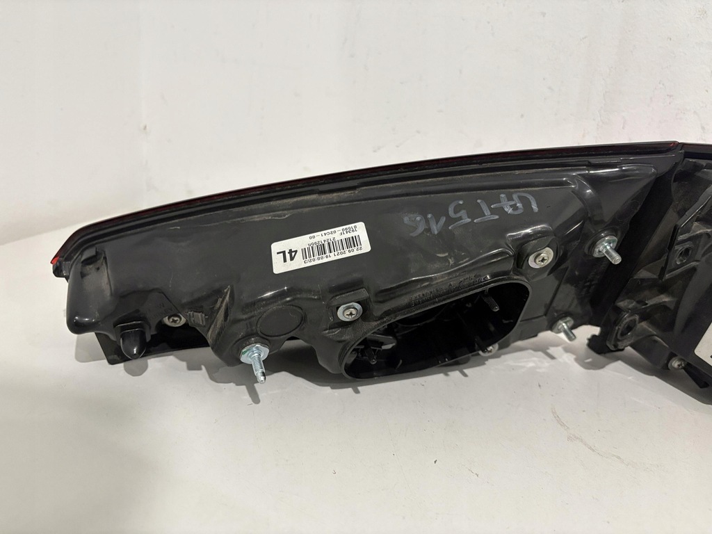 фото №11, Toyota corolla e21 sedan лампа лівий задня 81590-02c41 81560-02d21