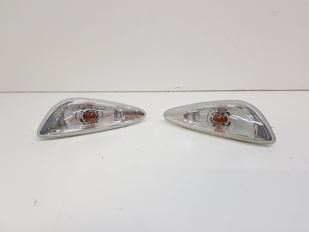 фото №1, Hyundai i10 ii поворотник левый 2013-