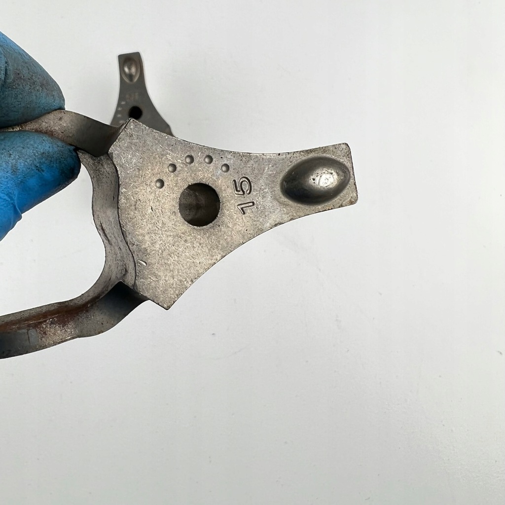 фото №3, Кронштейн впрыска jaguar land range rover evoque 2.0