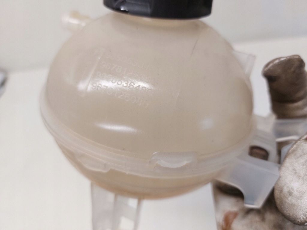 фото №8, Бачок расширительный opel astra l