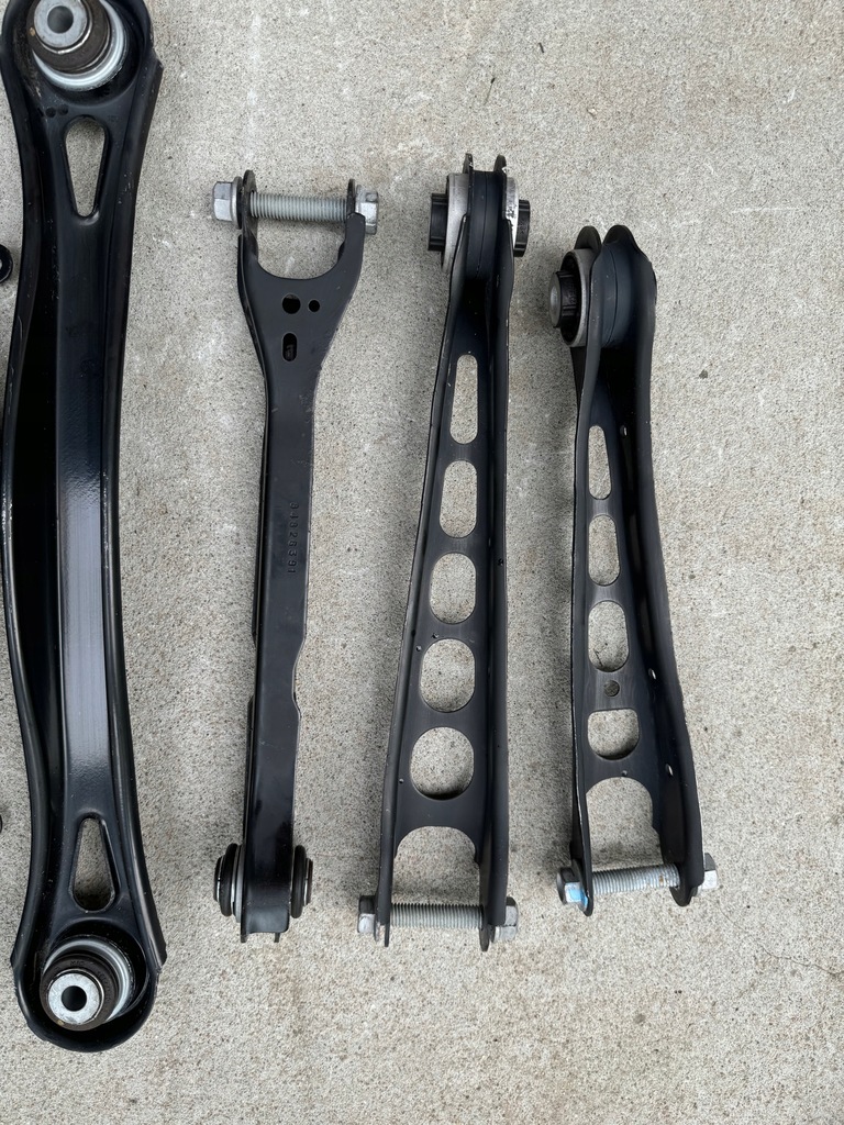 фото №9, Chevrolet camaro ss задние левая рычаги 2020+ nowe