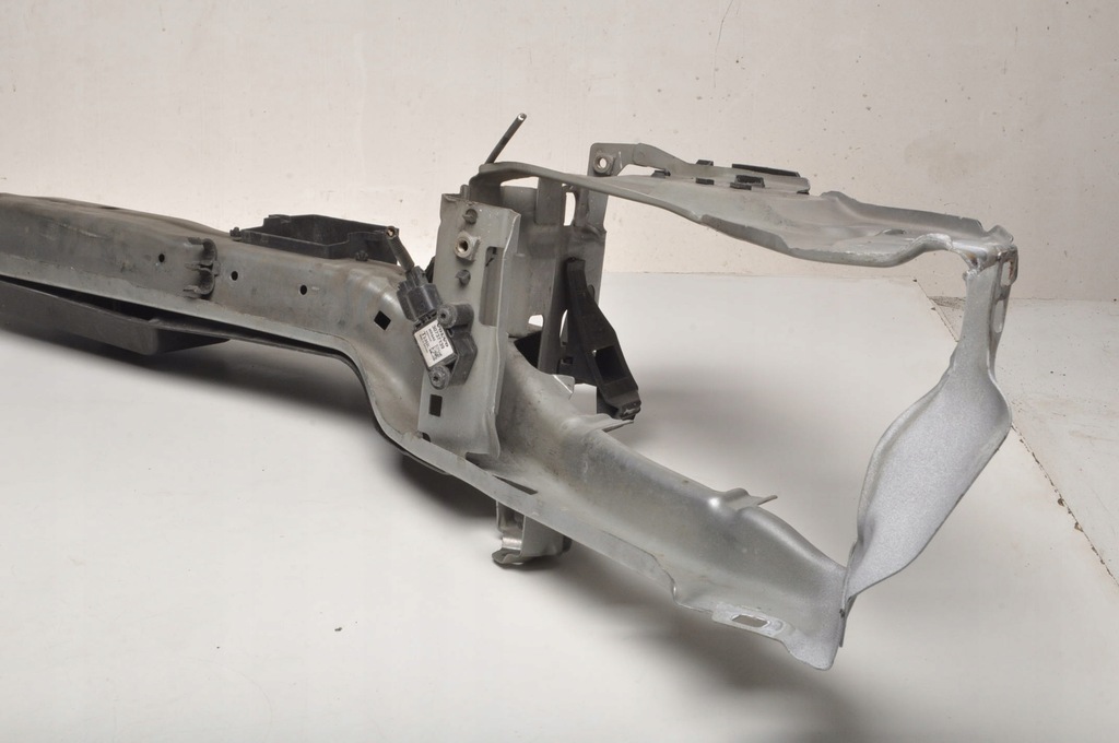 фото №7, Volvo s40 ii v50 pas передний усилитель