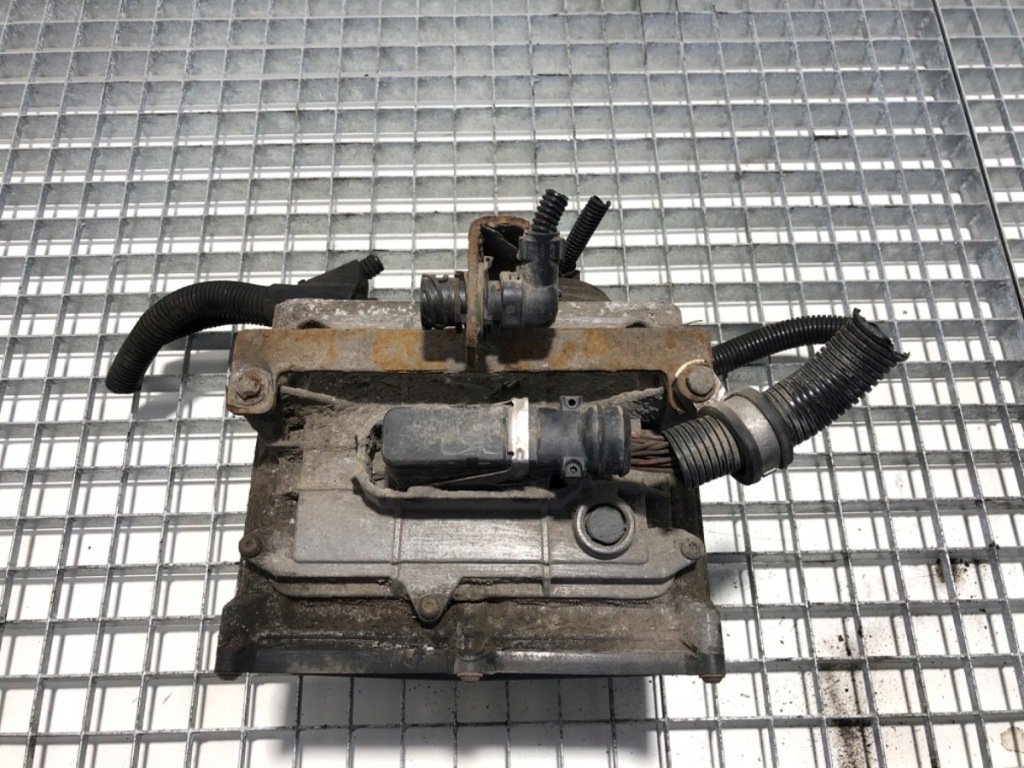 Насос scr renault trucks premium 21002996 Цена