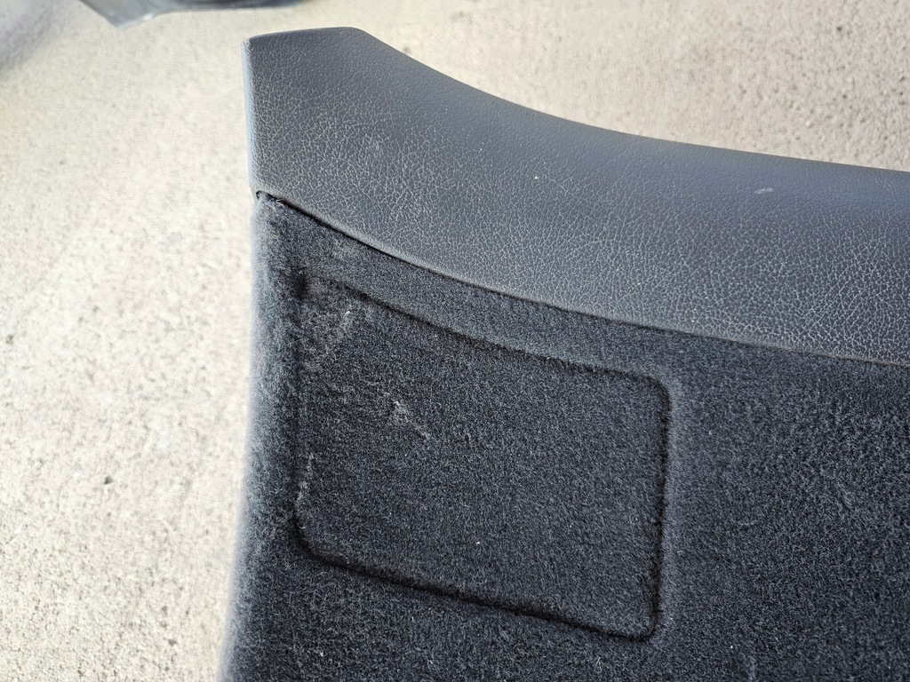 фото №5, Audi a4 b7 kombi обшивка оббивка кришки задній задня 8e9867979b