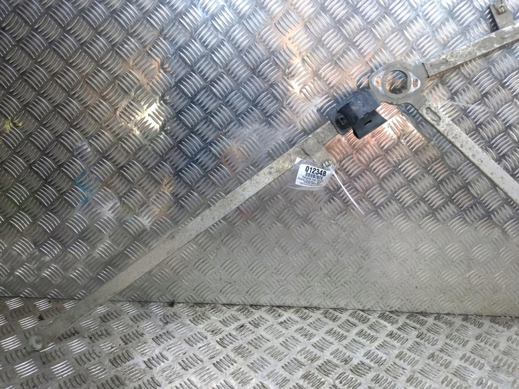 фото №3, Porsche panamera кронштейн распорка 971814587b