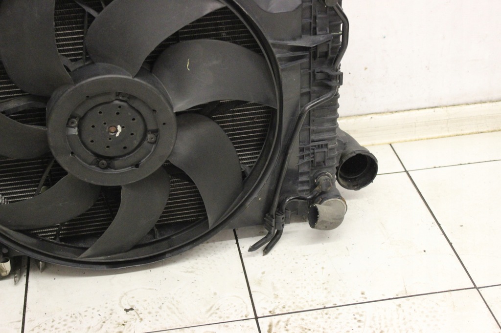 фото №5, Радиатор + вентилятор mercedes c w203 1.8 b t