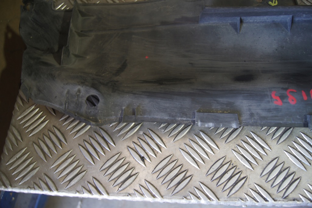 фото №10, Audi оригинальный номер 8t0807081a