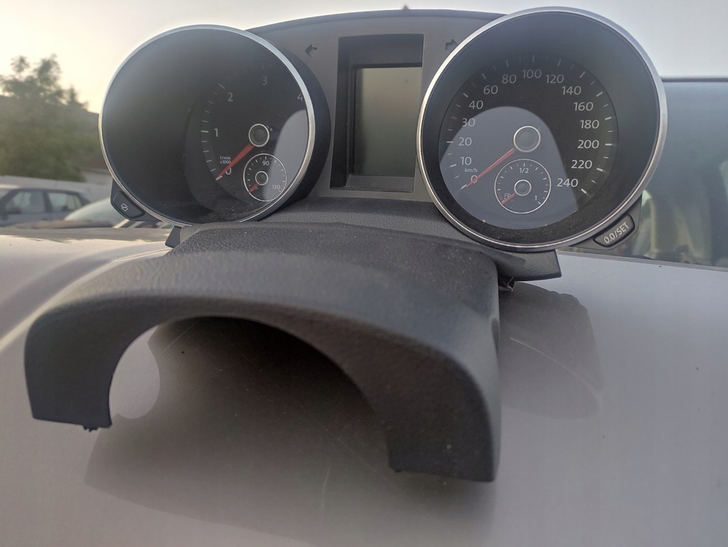 фото №1, Счетчик приборная панель volkswagen оригинальный номер 5k0920870e