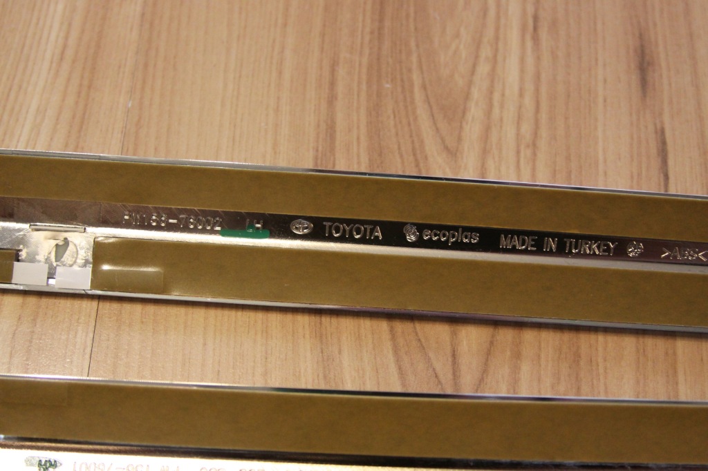 Накладки хром двері lexus ux комплект оригінал Оригінал