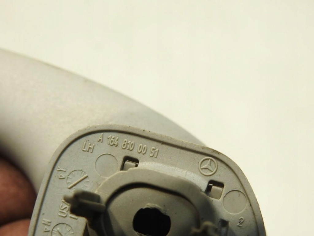 фото №6, Ручка кронштейн потолочный перед mercedes r w251 a1648100051