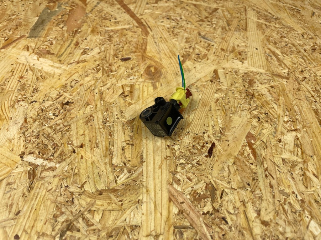 фото №7, Датчик удара ударный штекер vw skoda seat audi 5q0959651