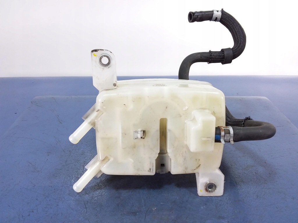 Lexus rx ii ux30 бачок жидкость тормозной в Украине