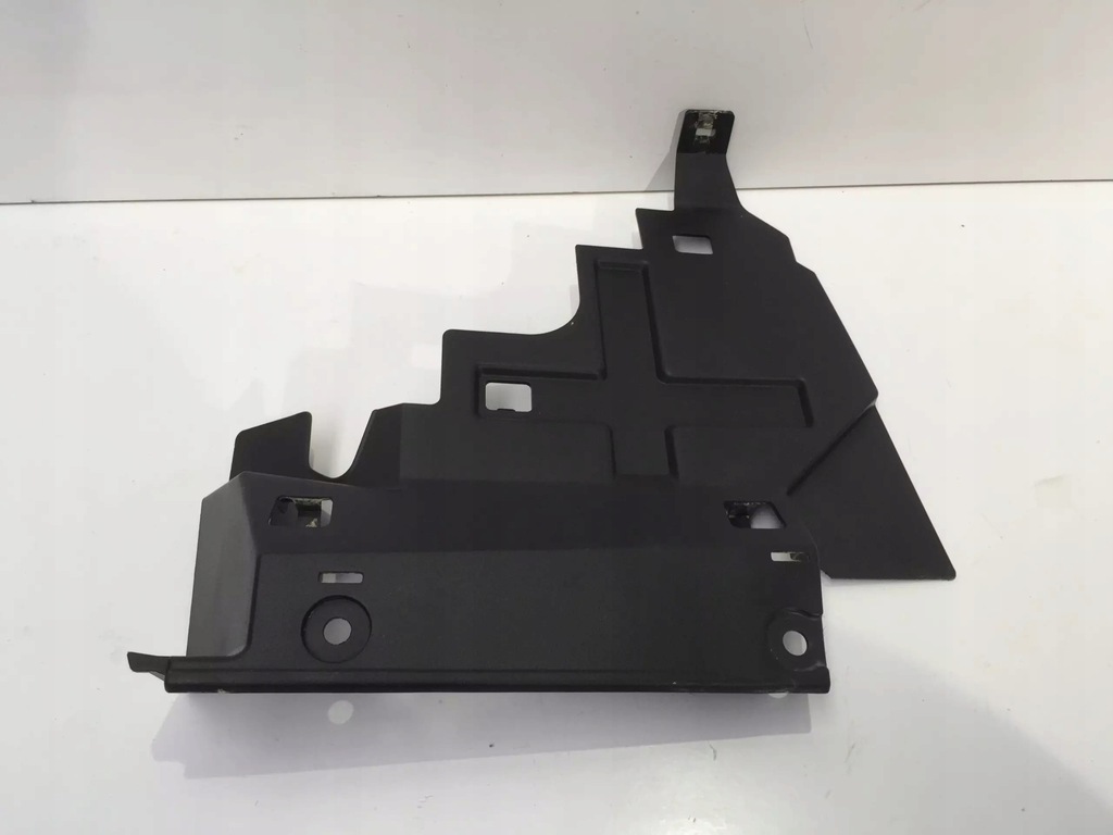 фото №1, Nissan leaf ii 2020 защита заглушка консоли нижняя