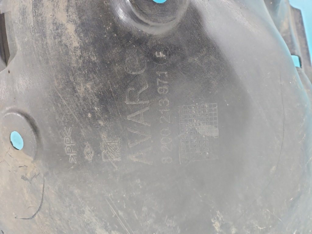 Подкрылок перед левое renault modus 8200213965 Доставка