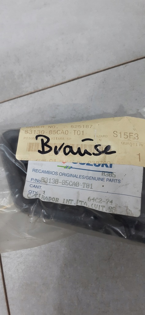 Suzuki swift se416 внутренняя ручка дверь левая 83130-85ca0-t01 в Украине