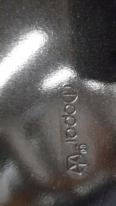 Jeep grand cherokee srt 2010-2021 капот перед 68040264af Оригінал