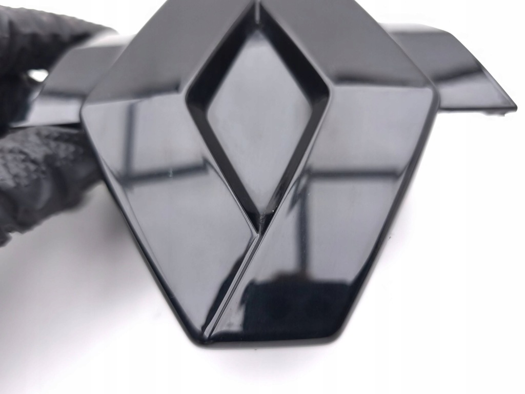 Renault arkana значок на задняя крышка 2023 908891448r в Украине