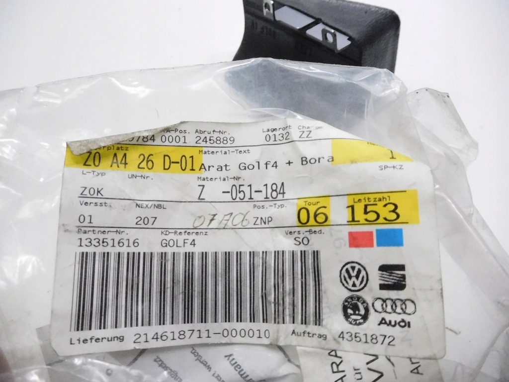 фото №6, Element панель приладів vw golf iv bora z051184