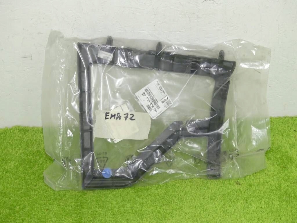 Купить Направляющая кронштейн левая бампер задний  partner 4 iv / rifter/ berlingo 18r- новый