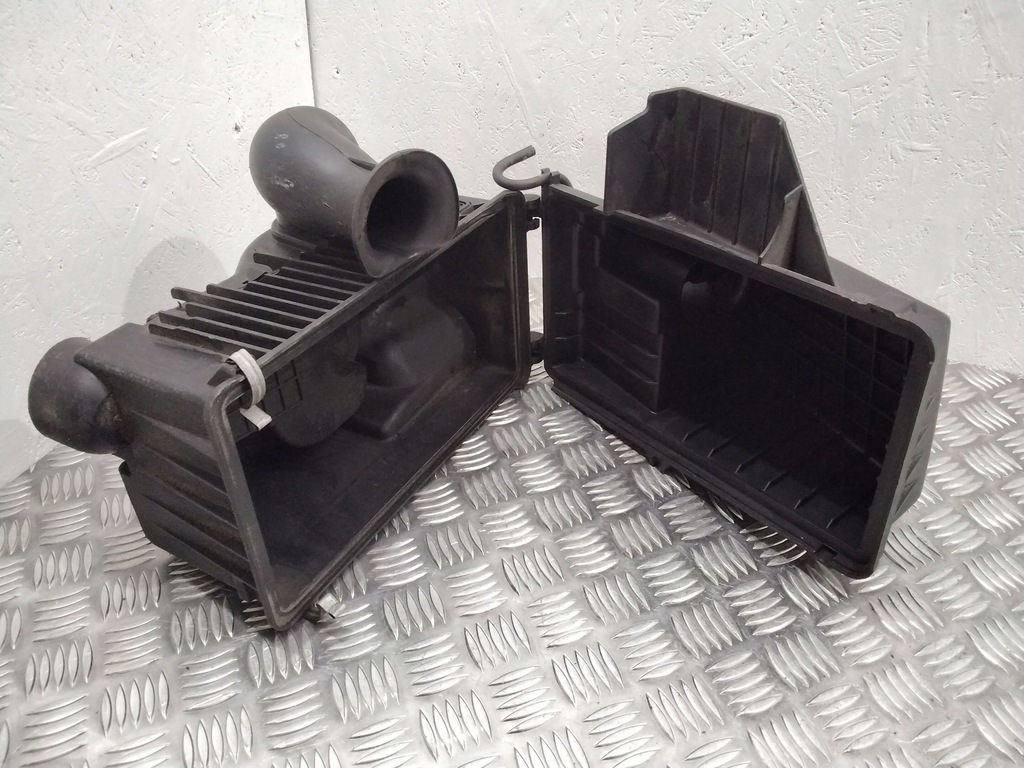 фото №7, Mazda 6 2004 корпус фильтра воздуха