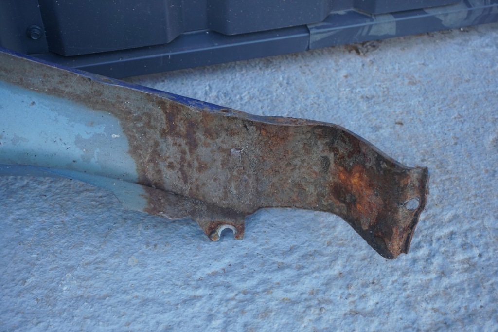 Купити Subaru impreza gd седан hawk крила лівий передній 02c niebieski