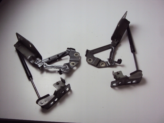 фото №1, Петли капот land rover discovery sport l550