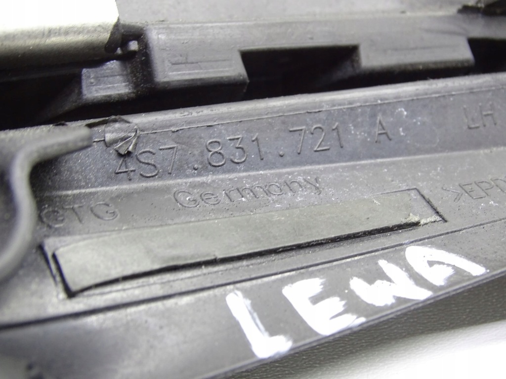 фото №3, Прокладка дверь левая audi r8 4s spyder 16- 4s7831721a