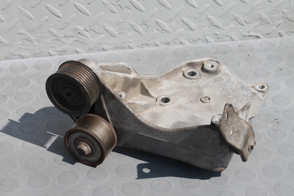 Кронштейн кронштейн генератора grand vitara 2 1.9 ddis Недорого