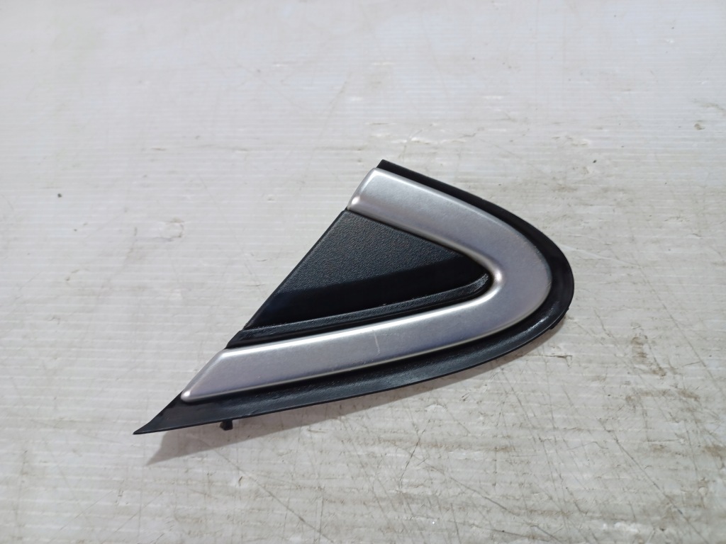 Купить Volvo v40 ii 2 треугольник заглушка защита крыла левая перед хром 31416473