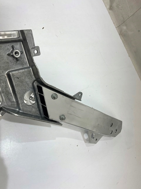 фото №6, Mercedes w213 16- панель фары кронштейн фара правый левый a2536210700