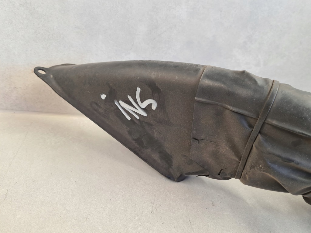 Повітрозабірник труба повітрозабірник шланг повітря opel insignia a 13288163 в Україні