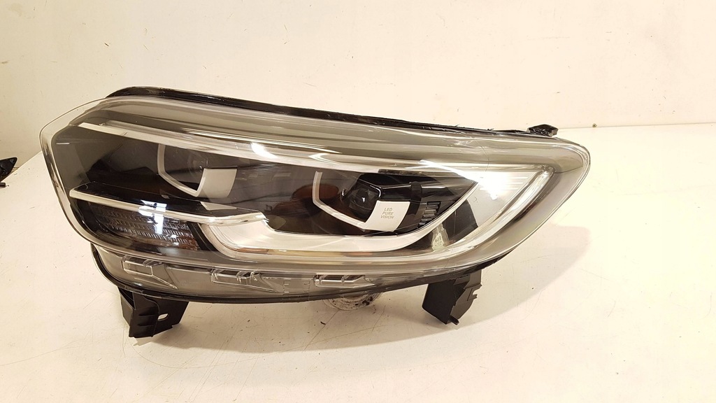 фото №1, Renault kadjar лампа правая перед przenia full led ladna демонтаж