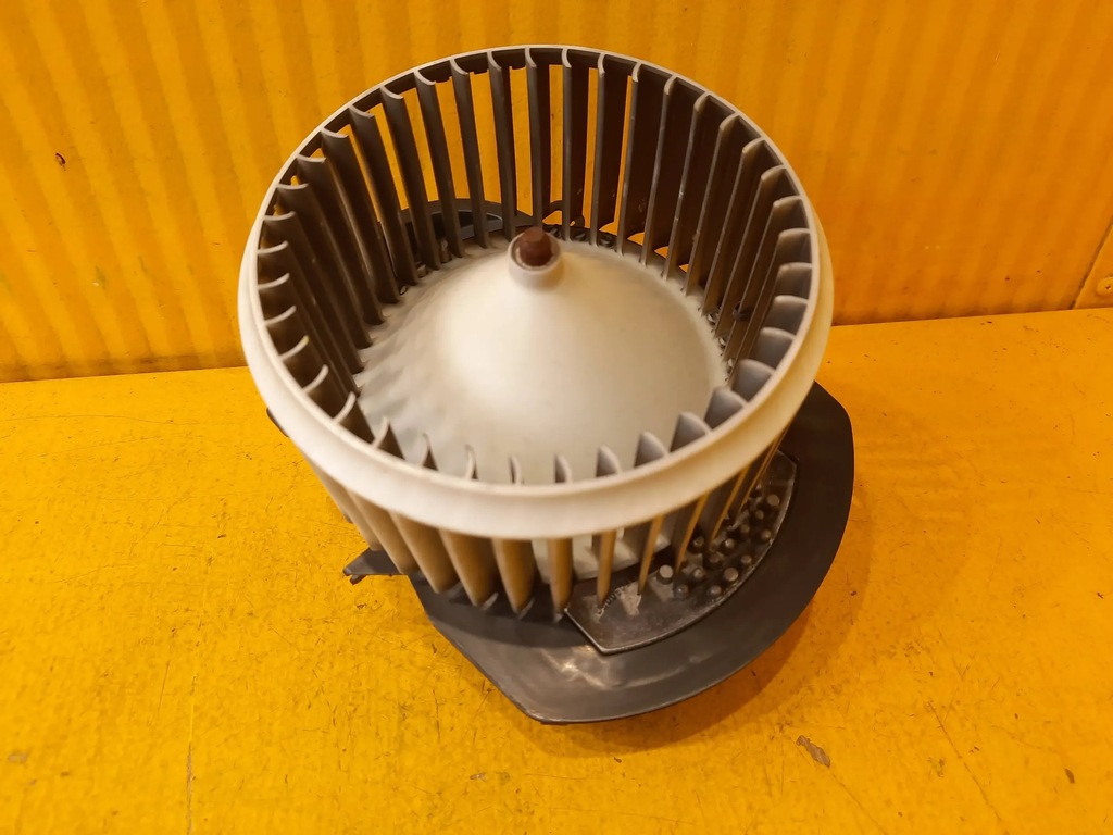 фото №1, Porsche cayenne 7p5 вентилятор вентилятор 7p0820021f