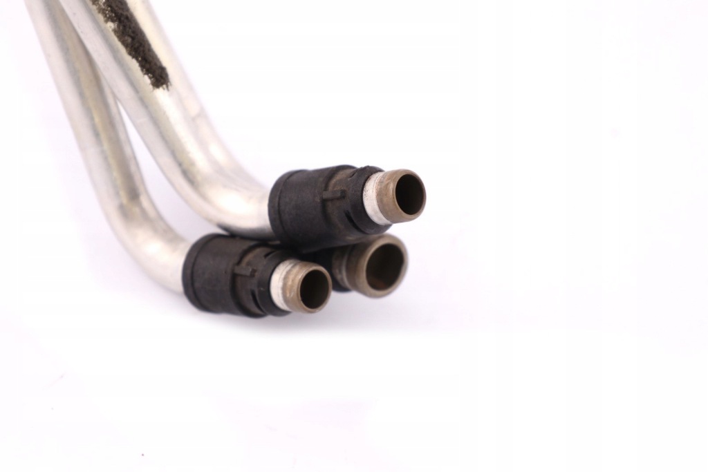 Bmw e65 e66 e67 шланг труба пабтрубок  отопителя комплект 6913398 Доставка