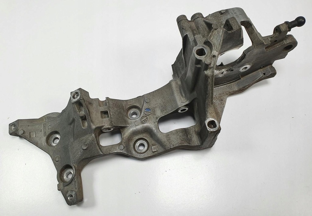 фото №1, Кронштейн основание генератора vw new beetle ii 2.0