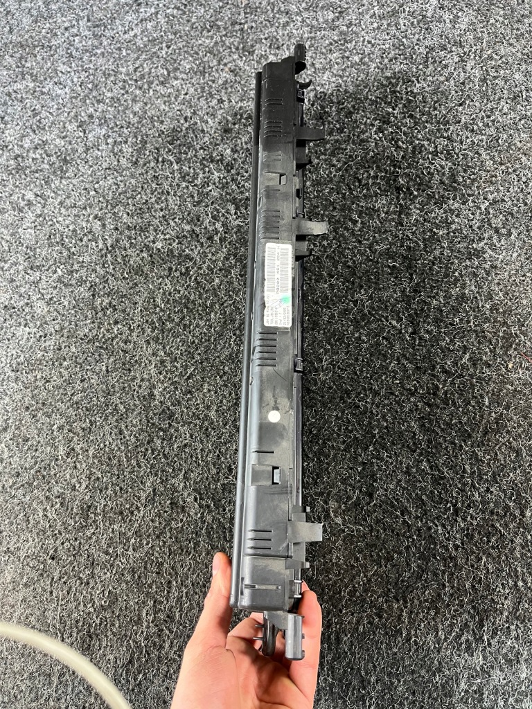 Купить Renault scenic 2 панель приборы дисплей 8200461294h