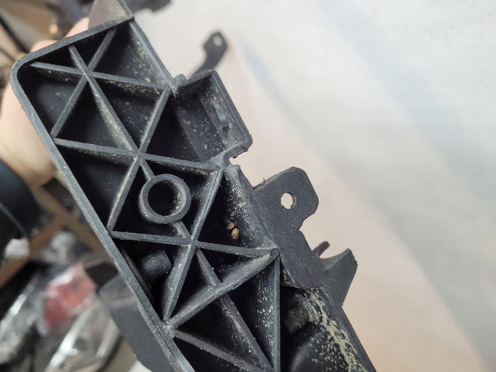 фото №7, Hyundai i10 10-13 pas перед передній підсилювач передній 64101-0x000