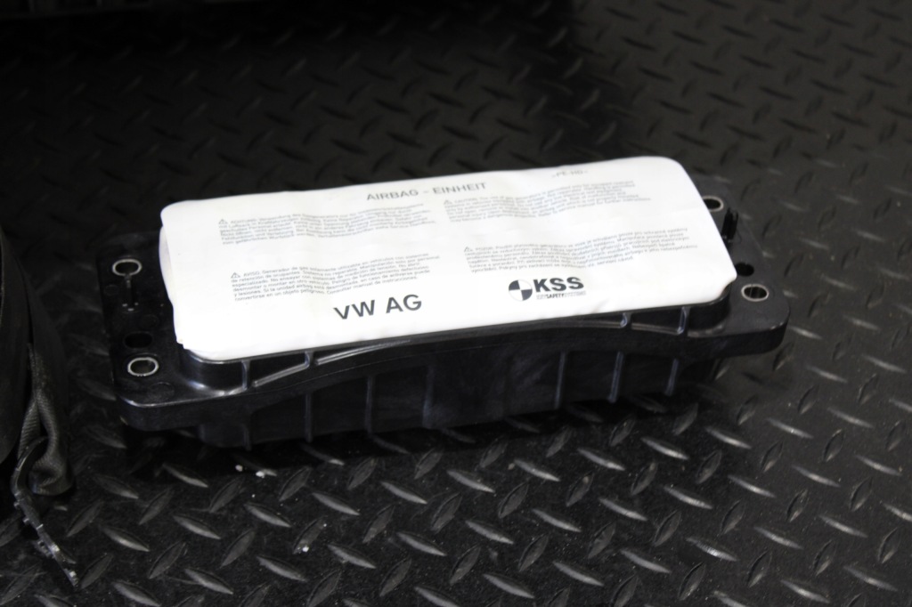 фото №8, Приборная панель панель  подушка безопасности подушки безопасности vw golf vii 7 5g0