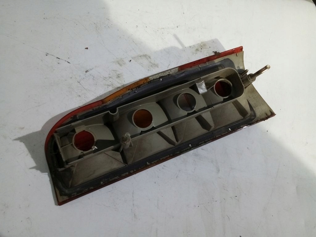 фото №5, Ford transit mk6 лампа ліва задня задня