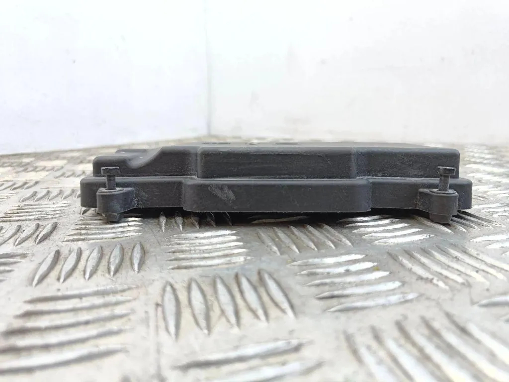 Крышка коробка предохранителей mercedes-benz s w222, v222, x222 Киев