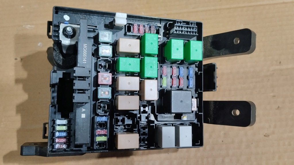 фото №6, Коробка запобіжників модуль bsi kia sportage iii hyundai ix35 91950-2s010