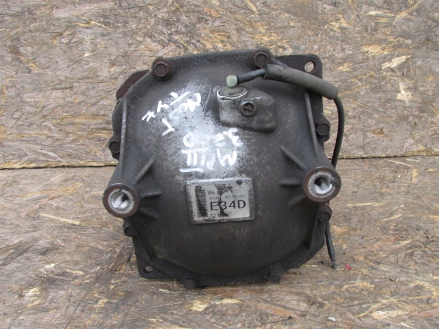 Mitsubishi pajero 3 3.2 did 2003r мост задняя задний 3.917 в Украине