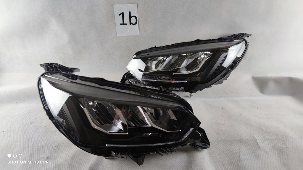 фото №1, Peugeot 208 ii 2008 ліва права full led комплект