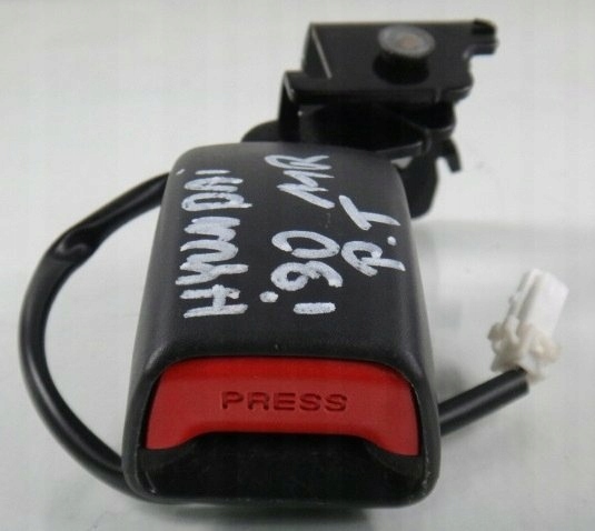 фото №1, Hyundai i30 i lift 11 r клипса поперечина правая задняя