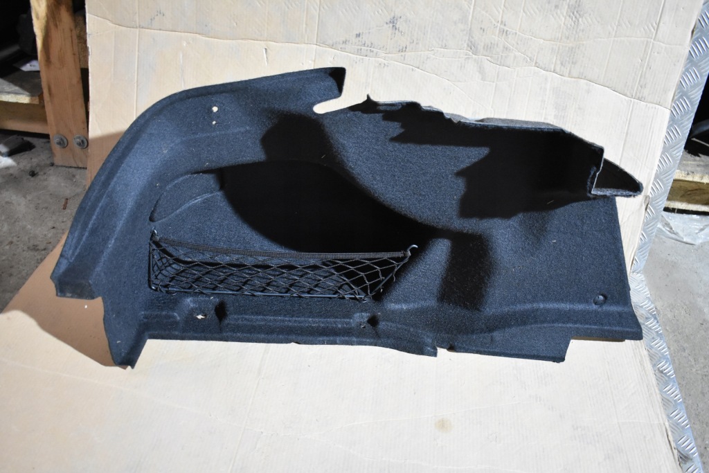 фото №1, Обивка обшивка багажника левый mercedes w205 1