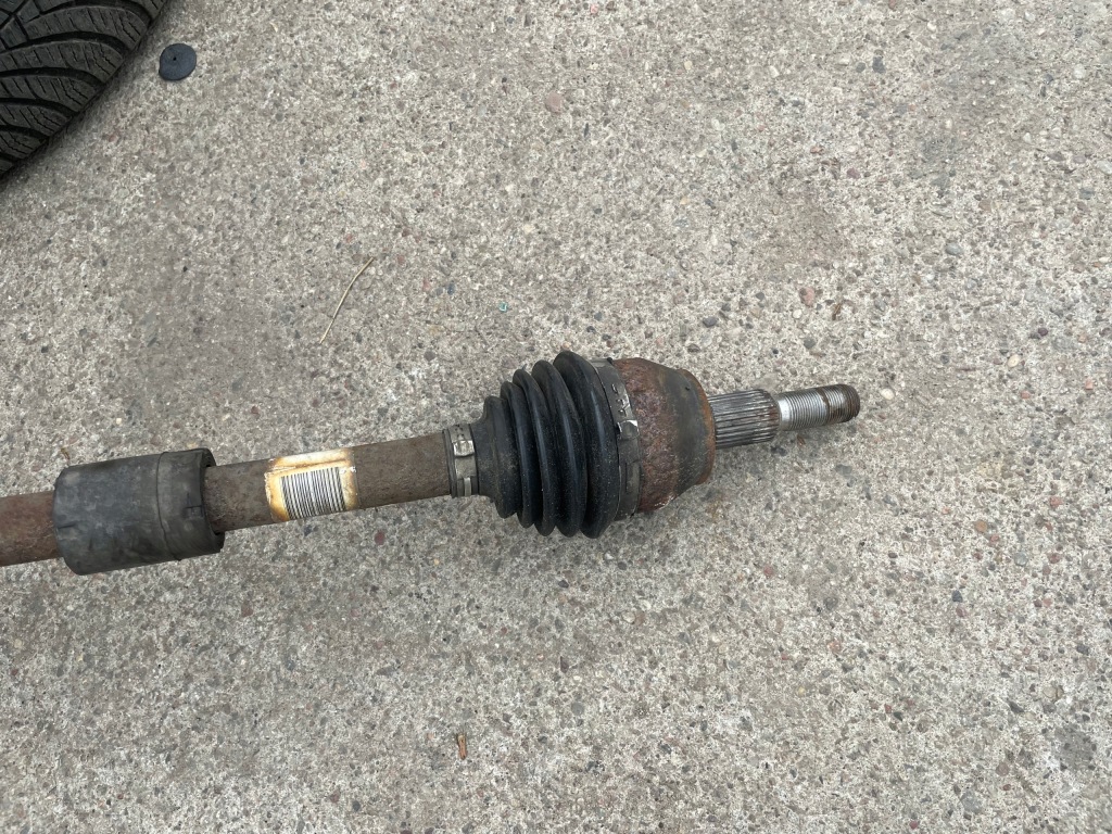 Ford focus mk3 1.0eb приводной вал правая bv61-3b436-rb Оригинал